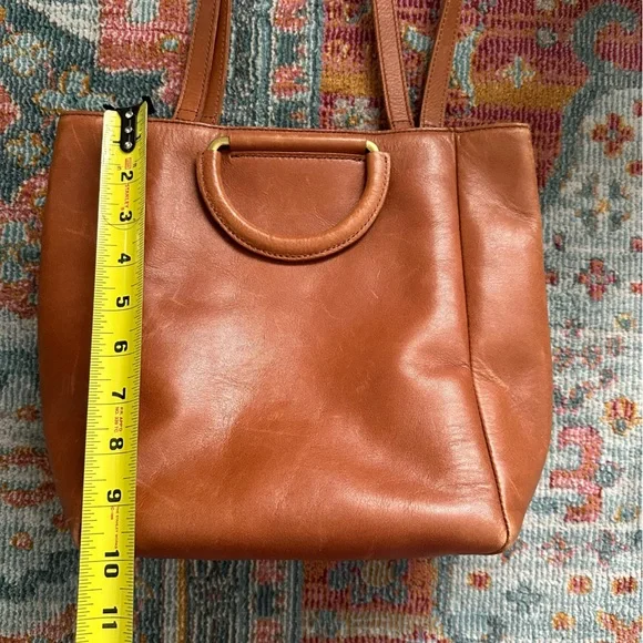 Madewell Cognac Leather Tote with Gold Accent - Picture 8 of 13